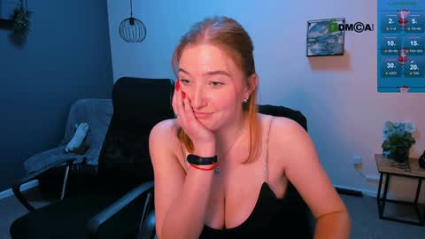 Snapshot of juli_kisss chatting on 12.18.24 juli kisss online show from 12.18.24