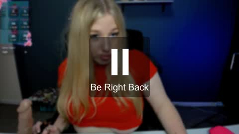 Snapshot of juli_kisss chatting on 12.23.24 juli kisss online show from 12.23.24