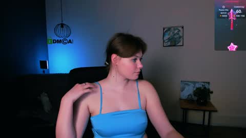 Snapshot of juli_kisss chatting on 12.29.24 juli kisss online show from 12.29.24
