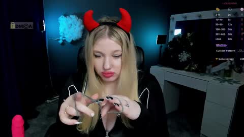 Snapshot of juli_kisss chatting on 01.15.25 juli kisss online show from 01.15.25