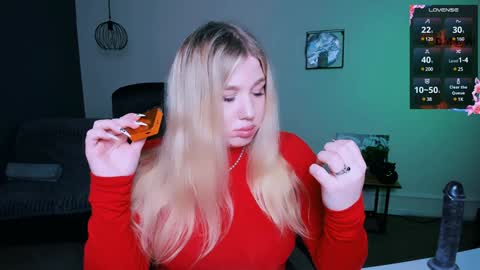 Snapshot of juli_kisss chatting on 01.21.25 juli kisss online show from 01.21.25