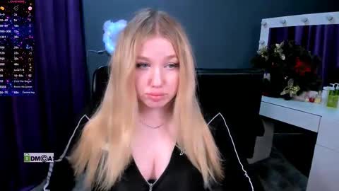 Snapshot of juli_kisss chatting on 02.13.25 juli kisss online show from 02.13.25