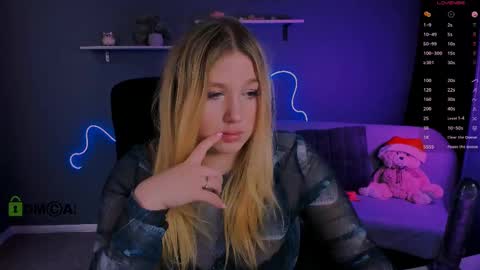 Snapshot of juli_kisss chatting on 02.26.25 juli kisss online show from 02.26.25