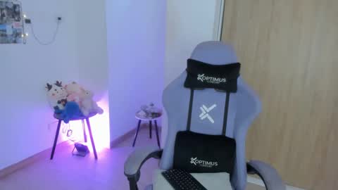 juli_santos_22 online show from 10.06.25