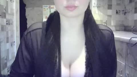 julia69009 online show from 04.18.26