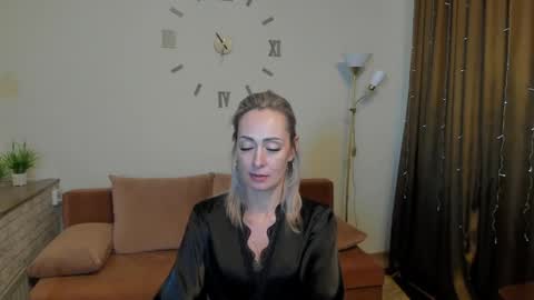 Snapshot of julia__cherry_ chatting on 12.29.24 julia__cherry_ online show from 12.29.24