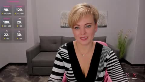 Snapshot of julia_wilsons chatting on 12.03.24 Julia online show from 12.03.24