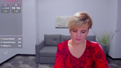 Snapshot of julia_wilsons chatting on 01.22.25 Julia online show from 01.22.25