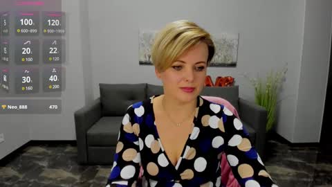 Snapshot of julia_wilsons chatting on 02.18.25 Julia online show from 02.18.25