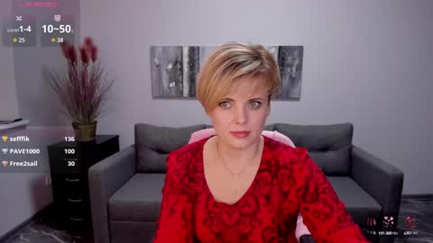 Snapshot of julia_wilsons chatting on 02.22.25 Julia online show from 02.22.25