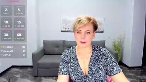 Snapshot of julia_wilsons chatting on 03.09.25 Julia online show from 03.09.25