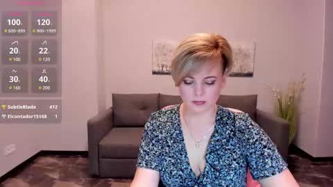 Snapshot of julia_wilsons chatting on 03.10.25 Julia online show from 03.10.25