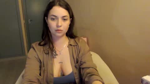 juliagraceof online show from 02.14.26