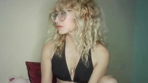 JuliaMack online show from 12.19.24