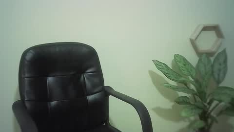 JuliaMack online show from 03.01.25