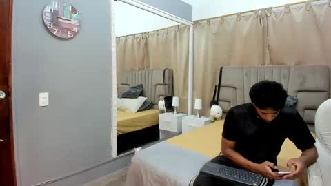 julian billy online show from 01.15.25