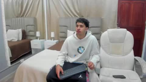 julian billy online show from 02.16.25