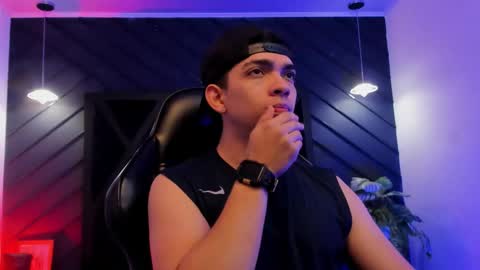 JULIAN  online show from 01.17.26