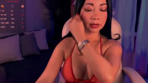 Juliana online show from 07.12.26