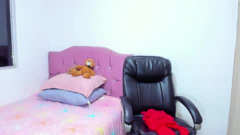 juliana Aristizabal  online show from 05.14.26