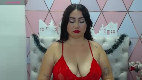 Snapshot of juliana_boobx chatting on 12.17.24 Juli online show from 12.17.24