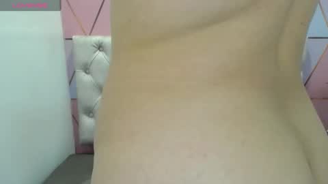 Snapshot of juliana_boobx chatting on 01.21.25 Juli online show from 01.21.25