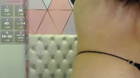 Juli online show from 09.17.25