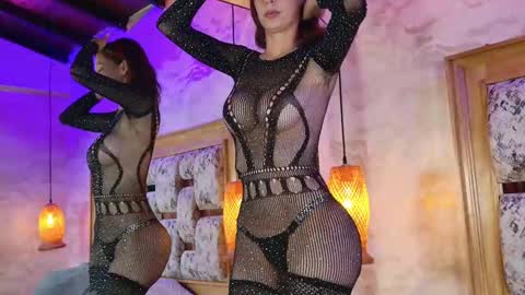 juliana_mendez25 online show from 09.09.25