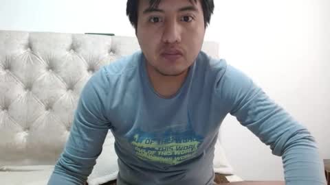 Julian online show from 04.03.26