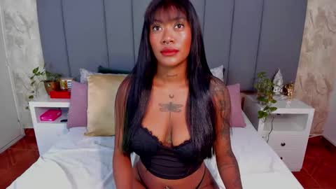 juli online show from 09.25.25