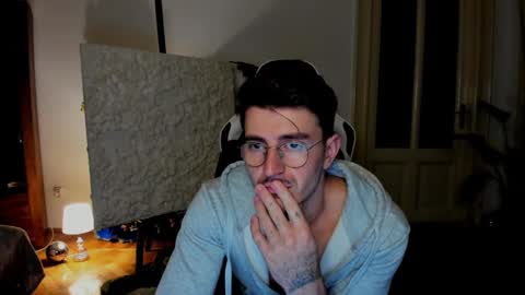Snapshot of juliandylan chatting on 12.03.24 JulianDylan online show from 12.03.24