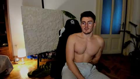 Snapshot of juliandylan chatting on 12.05.24 JulianDylan online show from 12.05.24