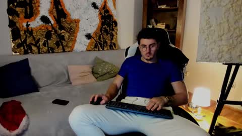 Snapshot of juliandylan chatting on 12.15.24 JulianDylan online show from 12.15.24