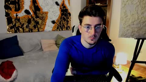 Snapshot of juliandylan chatting on 12.16.24 JulianDylan online show from 12.16.24