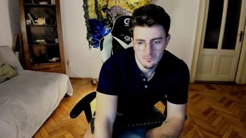 Snapshot of juliandylan chatting on 01.09.25 JulianDylan online show from 01.09.25
