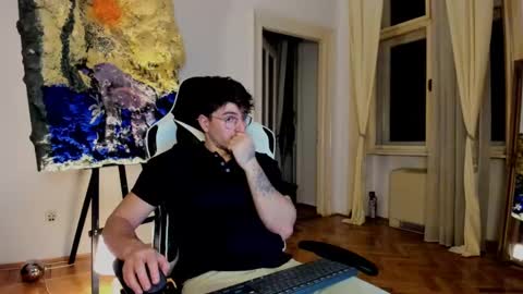 Snapshot of juliandylan chatting on 01.21.25 JulianDylan online show from 01.21.25