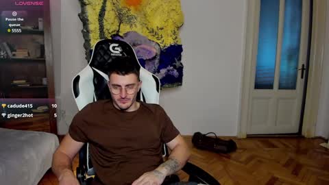 Snapshot of juliandylan chatting on 01.24.25 JulianDylan online show from 01.24.25