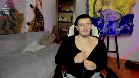 Snapshot of juliandylan chatting on 01.26.25 JulianDylan online show from 01.26.25