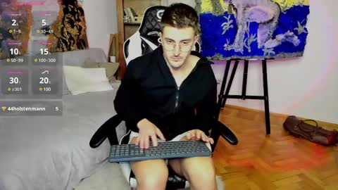 Snapshot of juliandylan chatting on 01.30.25 JulianDylan online show from 01.30.25