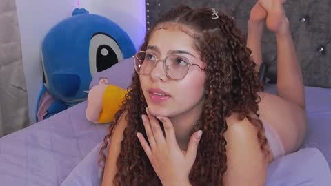 Juliane online show from 12.17.24