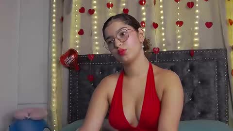Juliane online show from 02.13.25