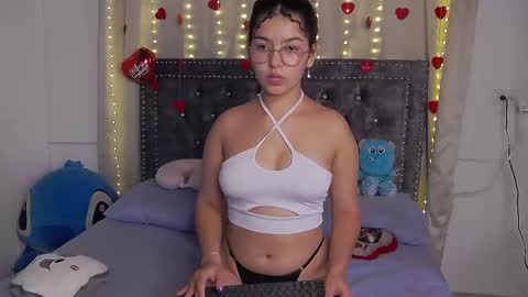 Juliane online show from 02.27.25