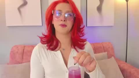 Juliana online show from 09.22.25