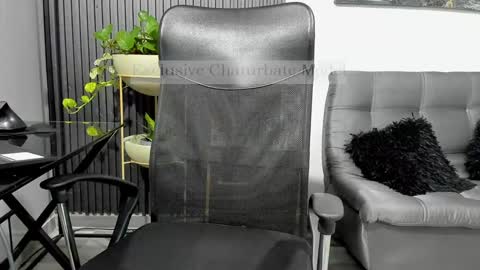 Snapshot of juliansexxx16 chatting on 12.22.24 Julian online show from 12.22.24