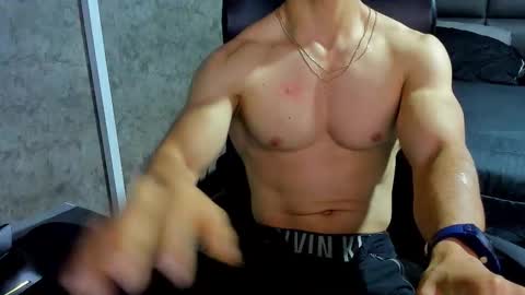 Snapshot of juliansexxx16 chatting on 10.13.25 Julian online show from 10.13.25