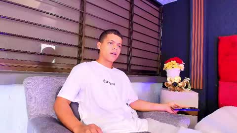 JULIAN STEARLING online show from 06.13.26