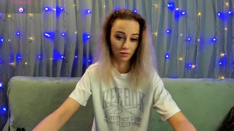 Yulya online show from 12.18.25