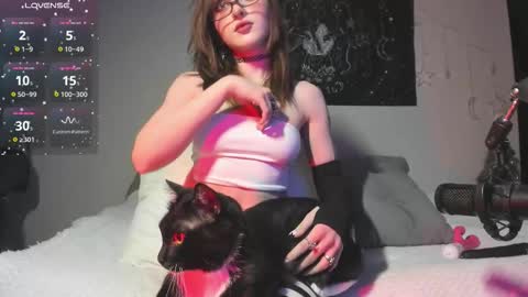 Julls online show from 02.05.26