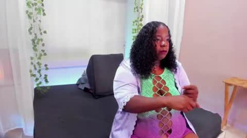 Snapshot of juliblake chatting on 06.24.26 JULI online show from 06.24.26