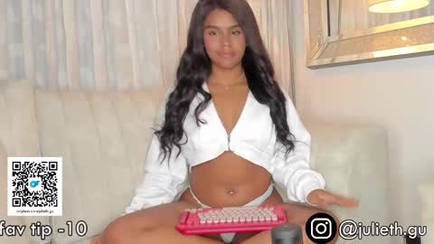 julieth  online show from 02.27.25